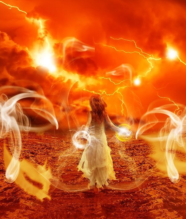 Tanz auf dem Vulkan Eine mystische Figur in Weiß vor einem feurigen Himmel mit Blitzen und Energie.